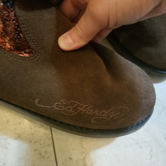 Ed hardy ugg boots - Picture 2 of 2